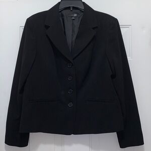 3/$15 East 5th Jet Black Blazer Size 18